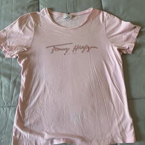 Tommy Hilfinger Light pink tee